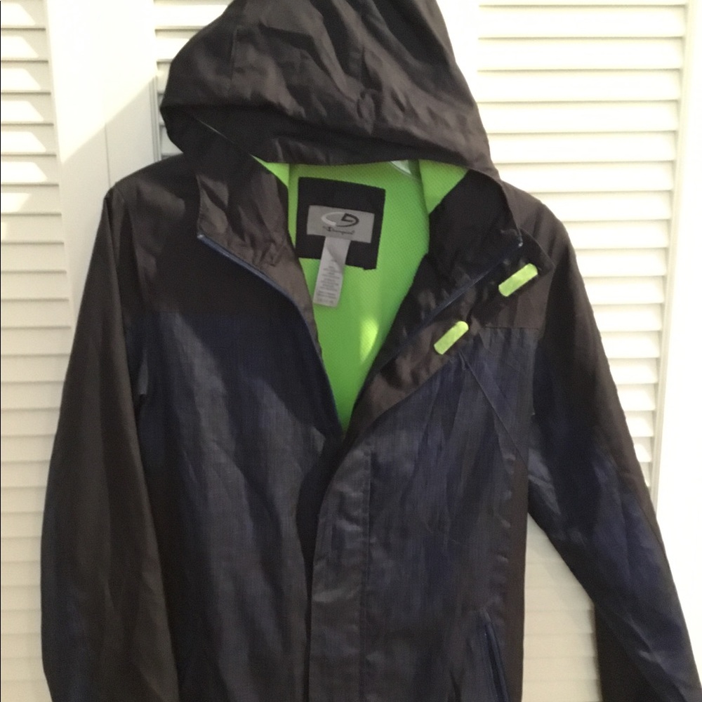 Boy’s Champion Hooded Windbreaker. Size 12/14